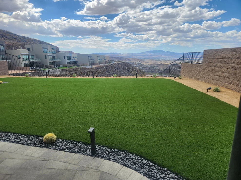 Simple Modern Landscape by Green Guru Landscaping - Photo 2