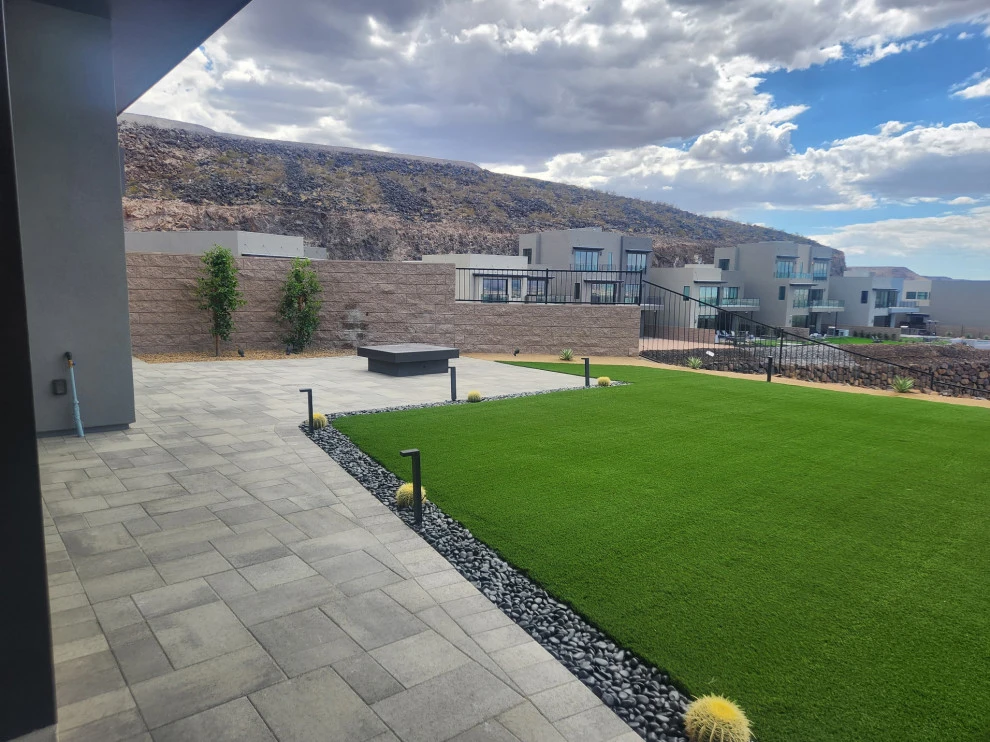 Simple Modern Landscape by Green Guru Landscaping - Photo 3