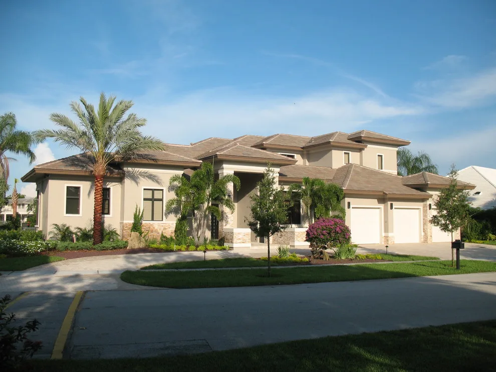 Exteriors by Many Mansions Painting & Finishing, Inc. - Photo 70