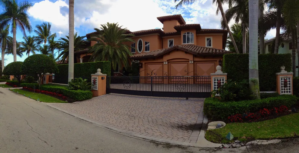 Exteriors by Many Mansions Painting & Finishing, Inc. - Photo 61