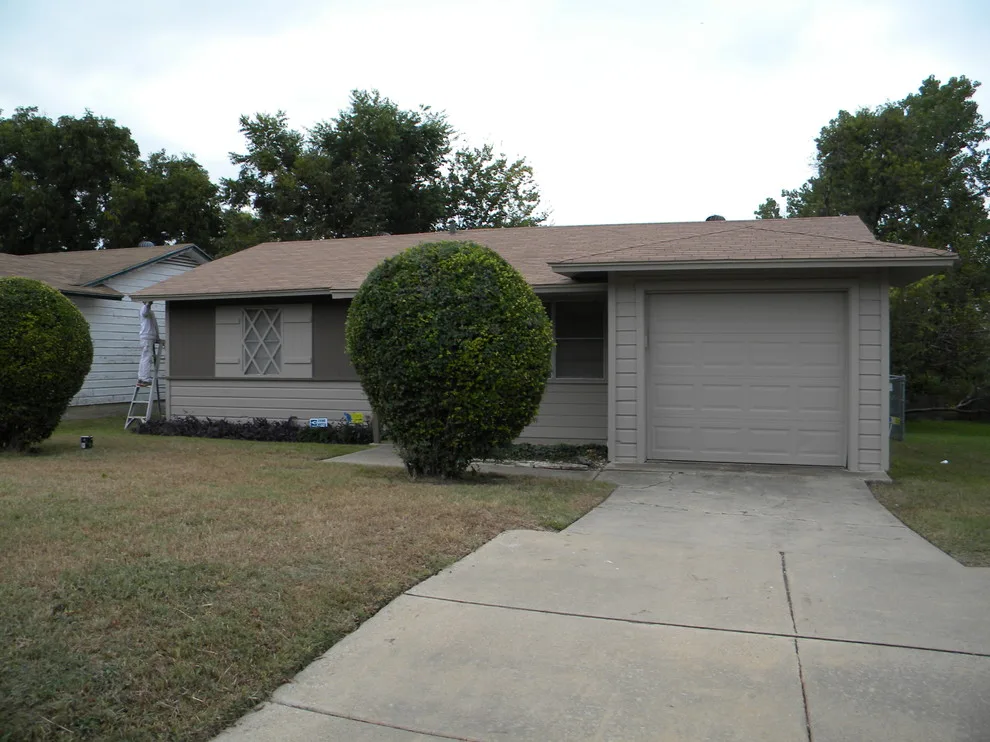 Fort Worth Home Exteriors by J & V Painting - Photo 9