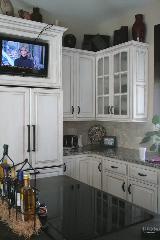 Interior Residential Painting Projects by River City Painting, Inc. - Photo 11