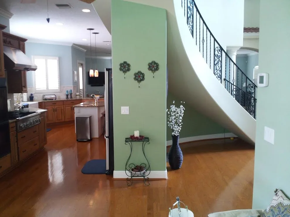 Sean Downs Painting & Wallcoverings, Inc. - Photo 8