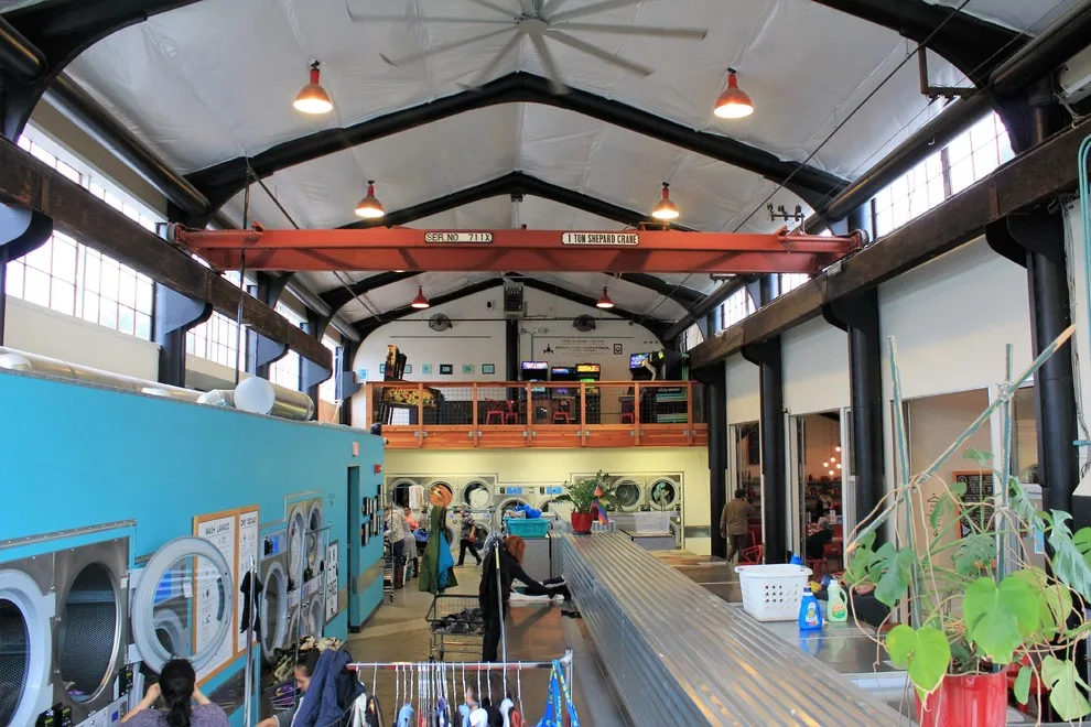 North Portland Spin Laundry Lounge by Absolute Painting & Power Washing - Photo 3