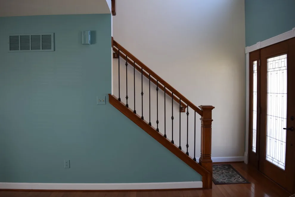 Donahue Painting &Refinishing - Photo 8