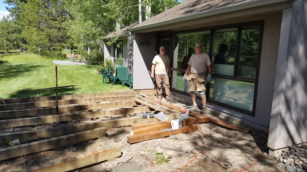 Redwood Deck Construction at Sunriver by Webfoot Home Improvements - Photo 4