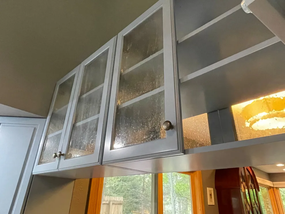 SW "Beloved Blue Jeans" Cabinet Makeover by Illuminate Cabinet Painting LLC - Photo 3