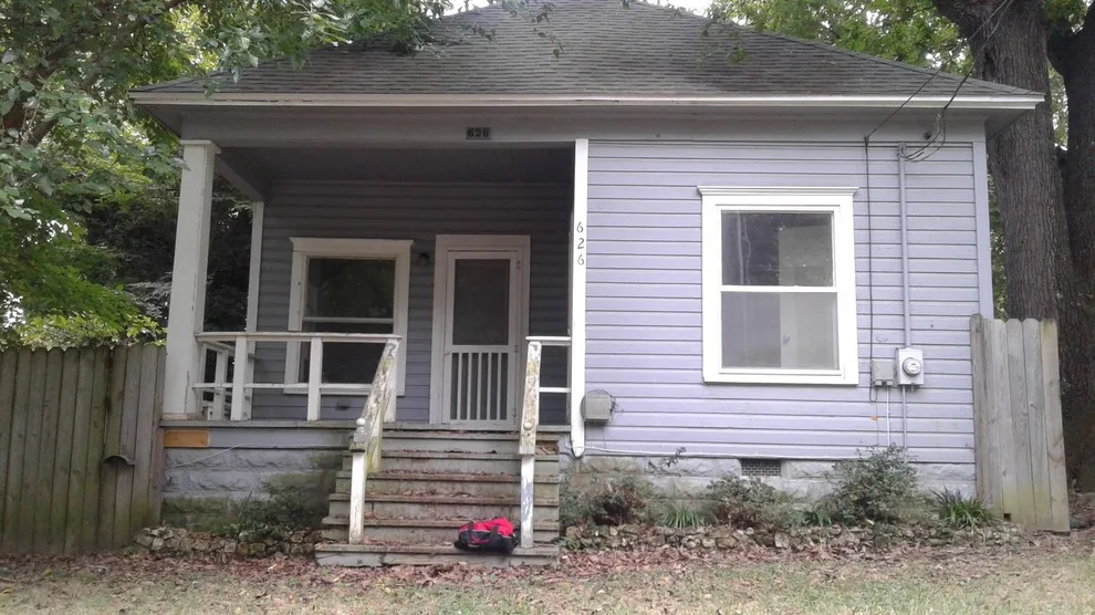 The urban cottage by 360 Painting Of NWA - Photo 2