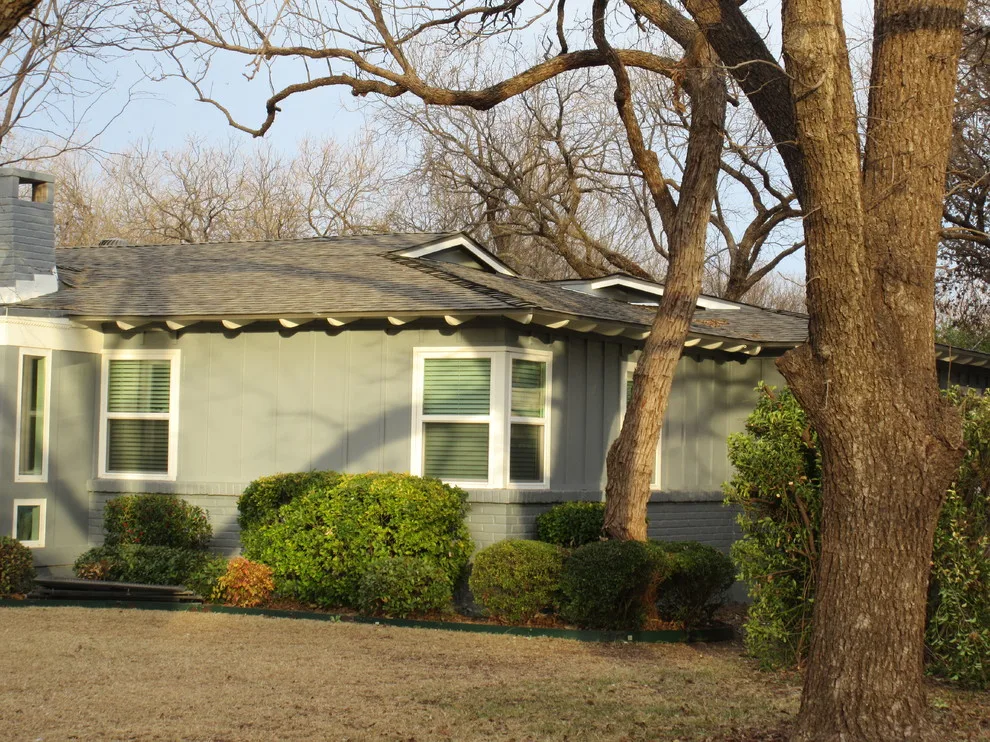 The Woodland Home by The Abilene Painters - Restoration & Remodel - Photo 3