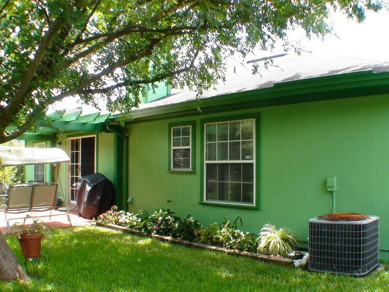 Vibrant Eco Appeal - Jacksonville, FL by Mark Howell Painting Inc. - Photo 2