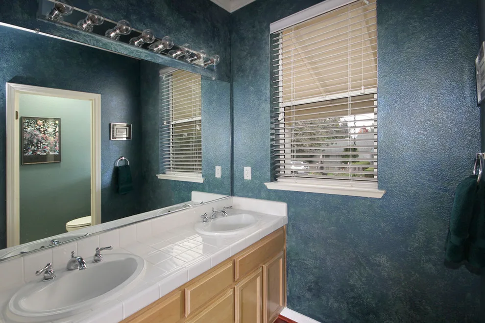 Transformational Color - Photo 14