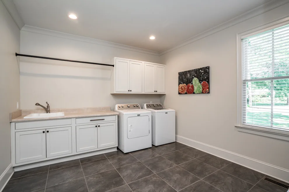 Sunset Drive Complete Renovation and Expansion 1 by Majestic Builders, Inc. - Photo 23