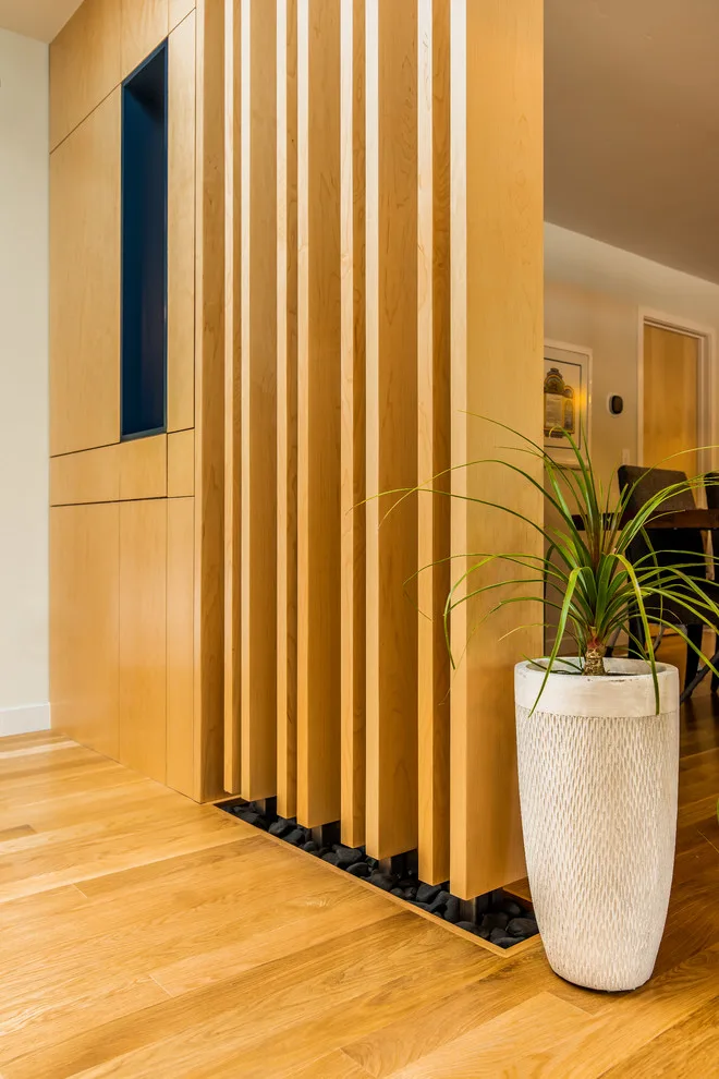 Reed Drive Complete Home Renovation by MAK Design + Build Inc. - Photo 7