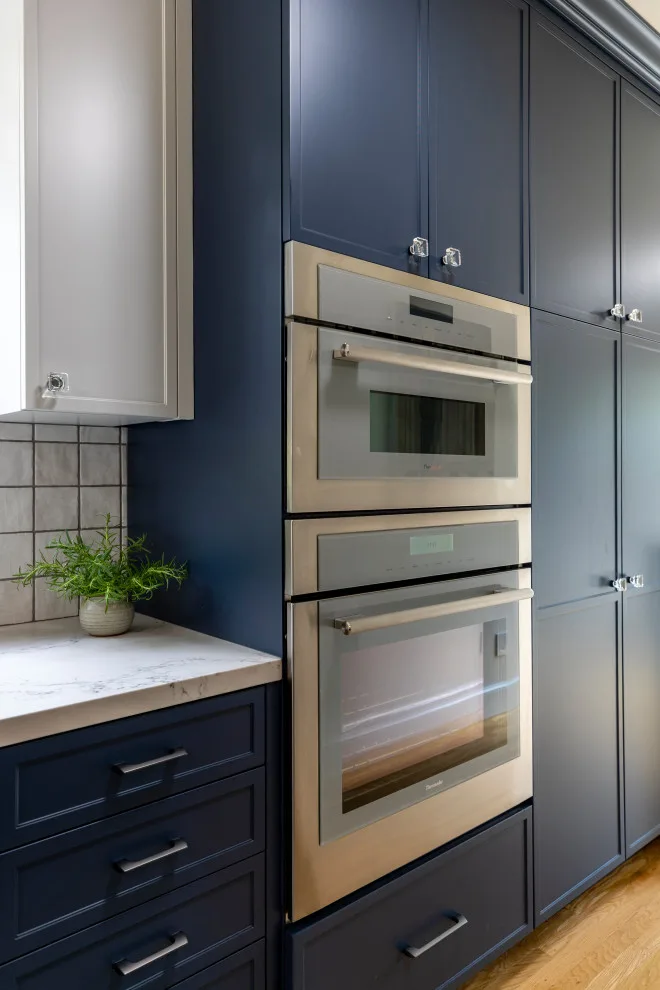 Sacramento Transitional Kitchen Treasures by MAK Design + Build Inc. - Photo 10