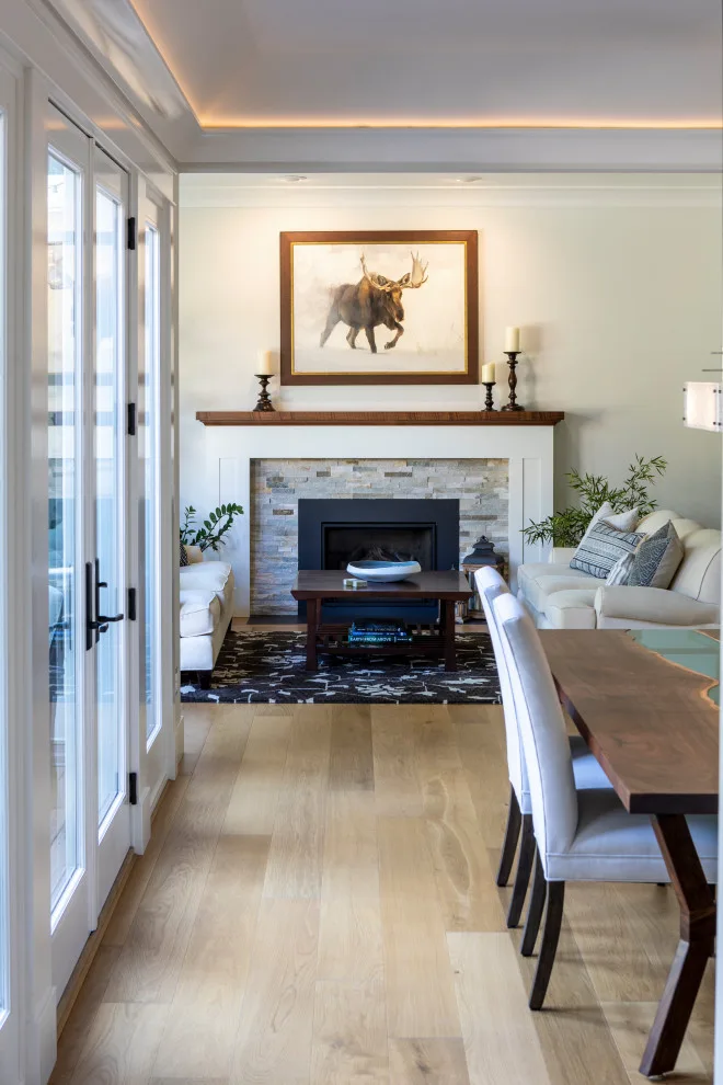Illuminating Transformation: Classic Style Renovation by MAK Design + Build Inc. - Photo 9