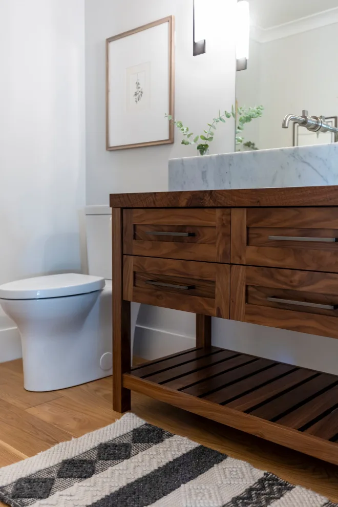 Illuminating Transformation: Classic Style Renovation by MAK Design + Build Inc. - Photo 10