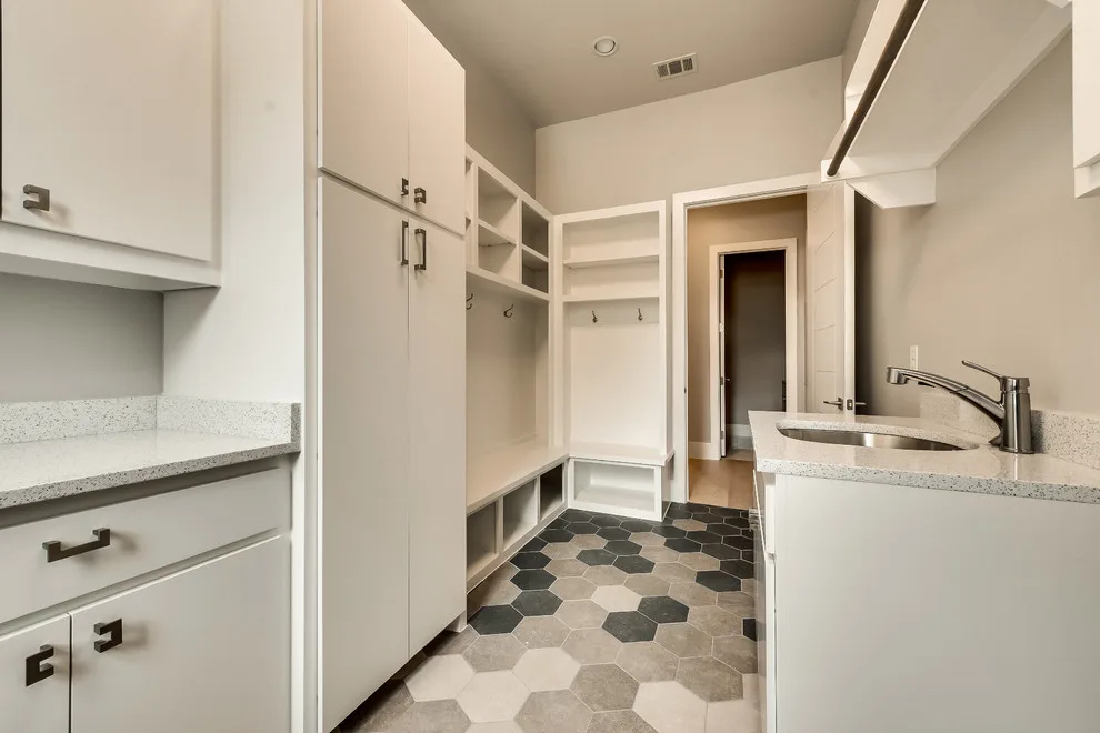 LaSalle Avenue by Atwood Custom Homes - Photo 12