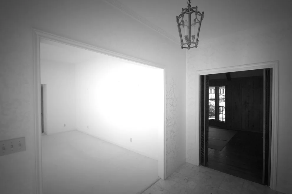 Stone Gray Avenue by Realty Restoration, LLC - Photo 22