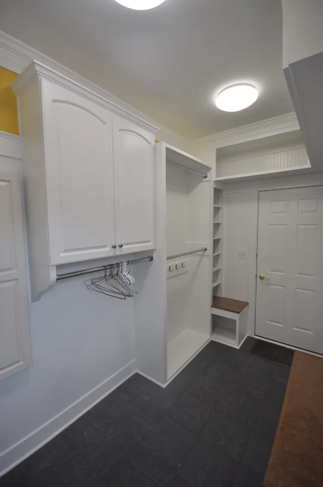 Laundry and Mudroom Renovation by Hendolhurst Homes Inc. - Photo 2