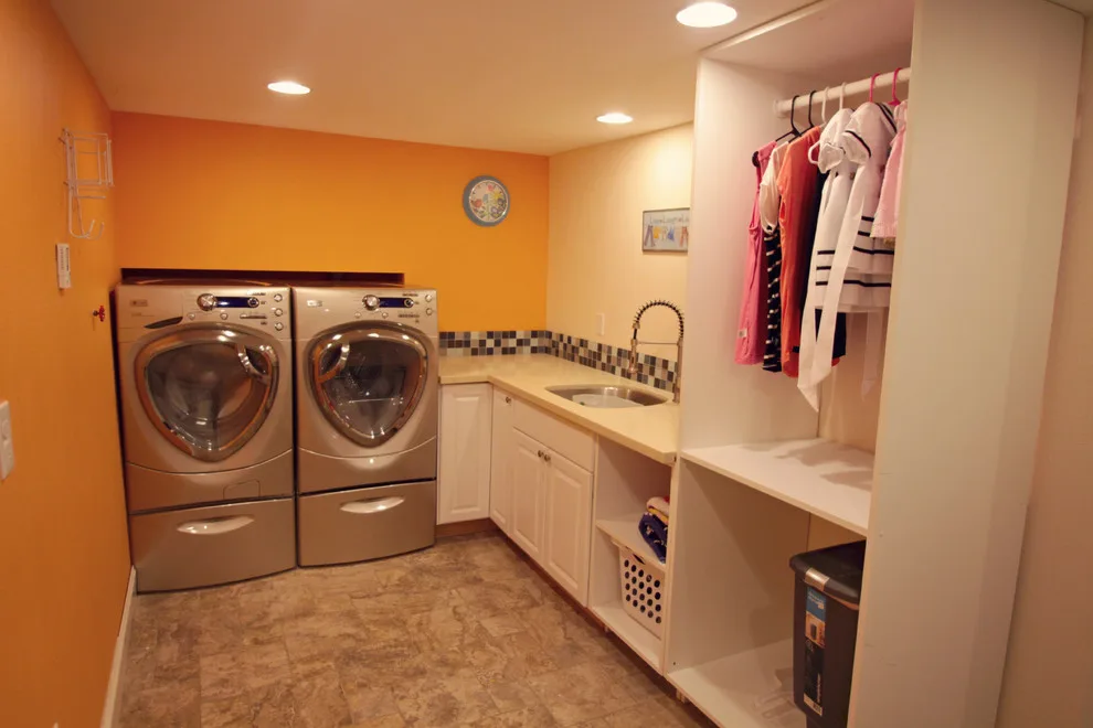 Laundry Space by Williams Contracting, Inc. - Photo 2