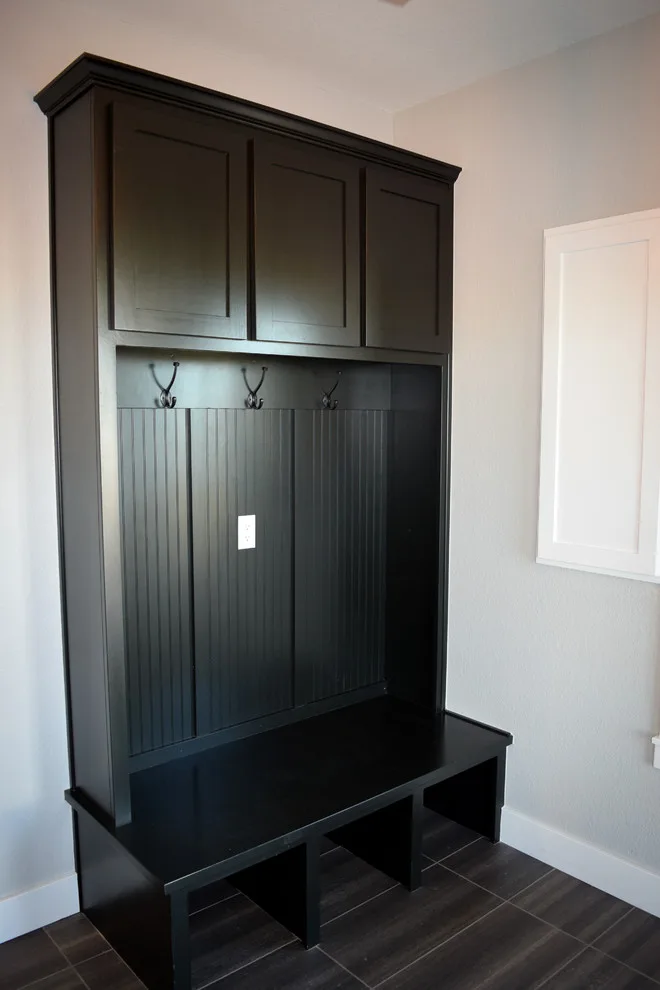 Contemporary Rustic Home by Herndon Construction Inc. - Photo 5