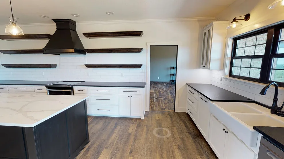 Contemporary Rustic Home by Herndon Construction Inc. - Photo 3