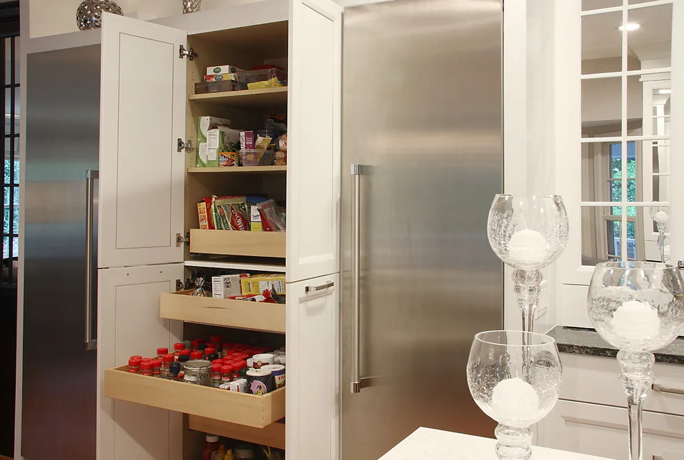 Oak Hill, VA | Tailored High-Contrast Kitchen by Heartland Design And Remodeling - Photo 10