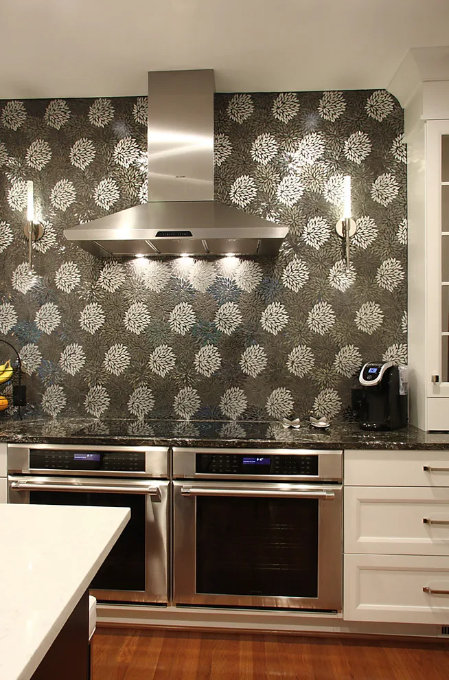 Oak Hill, VA | Tailored High-Contrast Kitchen by Heartland Design And Remodeling - Photo 7