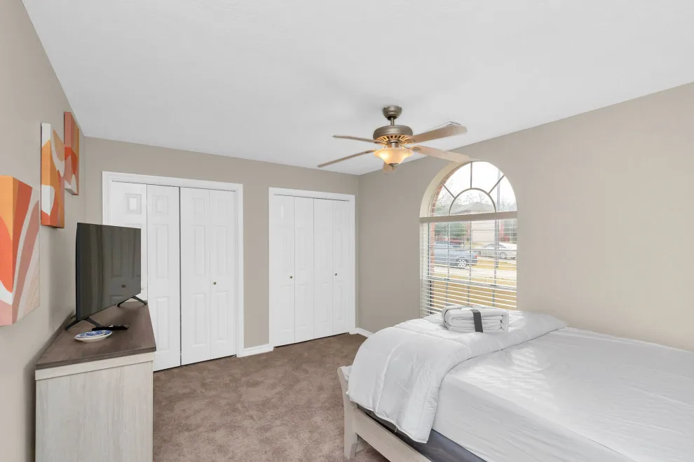 Conroe Lake Vacation Rental by Leisure Blvd - Photo 11
