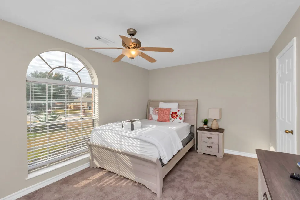 Conroe Lake Vacation Rental by Leisure Blvd - Photo 12