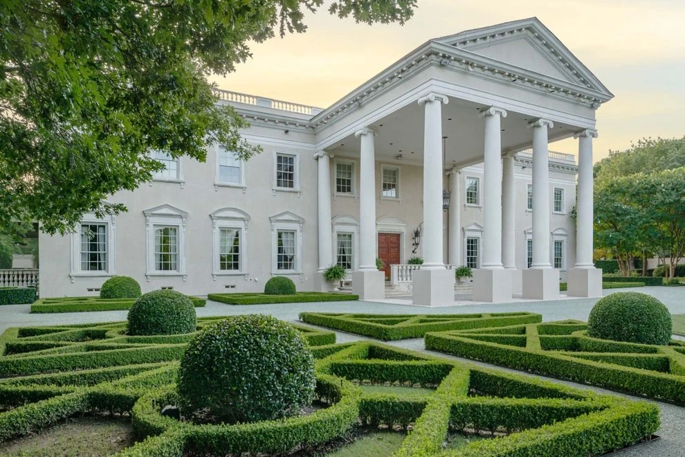 Classic: Strait Lane #1 by Harold Leidner Landscape Architects - Photo 12