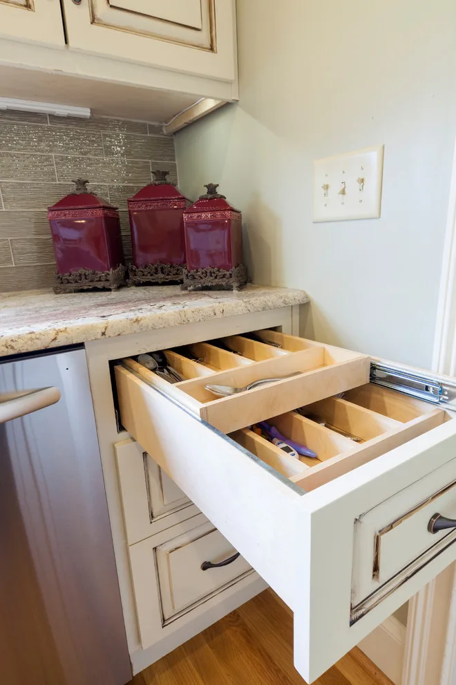 Complete Home Renovation with Hair Salon by Mi-Kin Creations, Inc. - Photo 16