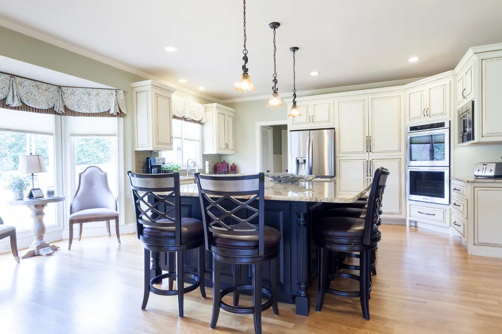 Complete Home Renovation with Hair Salon by Mi-Kin Creations, Inc. - Photo 59