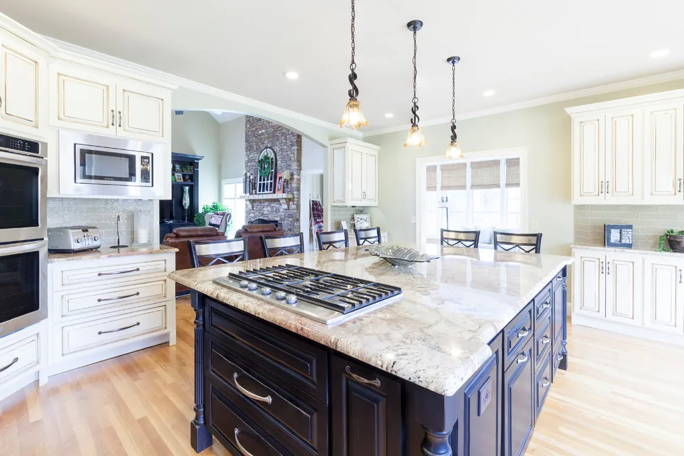 Complete Home Renovation with Hair Salon by Mi-Kin Creations, Inc. - Photo 57