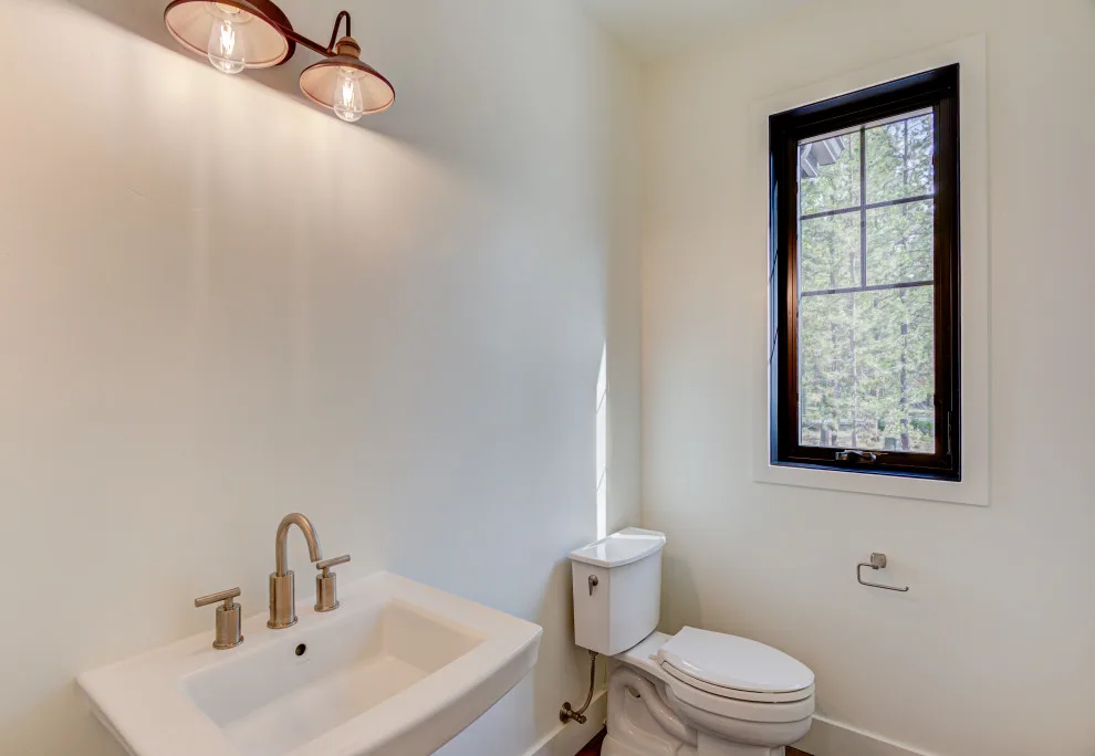 Seasonal Rental Vacation Home in Sunriver, Oregon by Lifestyle Homes, Home Builders - Photo 24