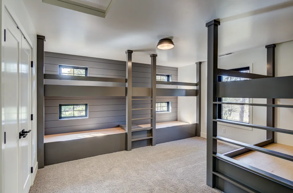 Seasonal Rental Vacation Home in Sunriver, Oregon by Lifestyle Homes, Home Builders - Photo 12