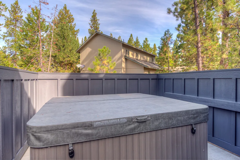 Seasonal Rental Vacation Home in Sunriver, Oregon by Lifestyle Homes, Home Builders - Photo 15