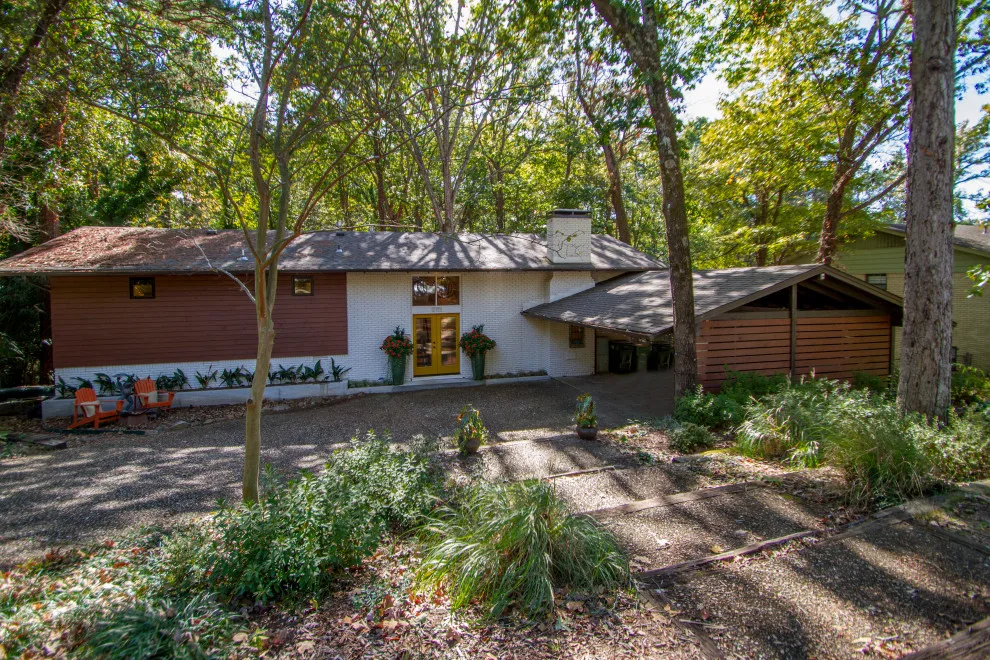 Leawood Canopy Retreat by Dwellings, Inc. - Photo 7