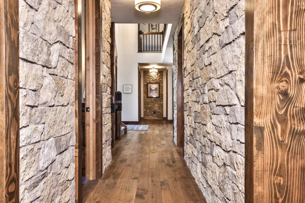 Heritage Residence by Schultz Building Inc - Photo 38