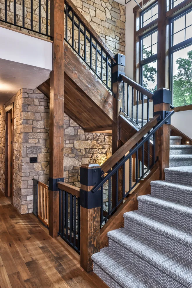 Heritage Residence by Schultz Building Inc - Photo 4