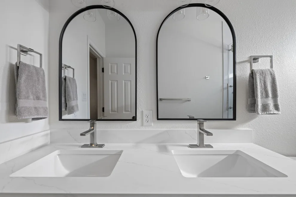 Cedar Park - Kitchen and Bath Renovation and Office Transformation at Linden Loop by TRS Build - Photo 6