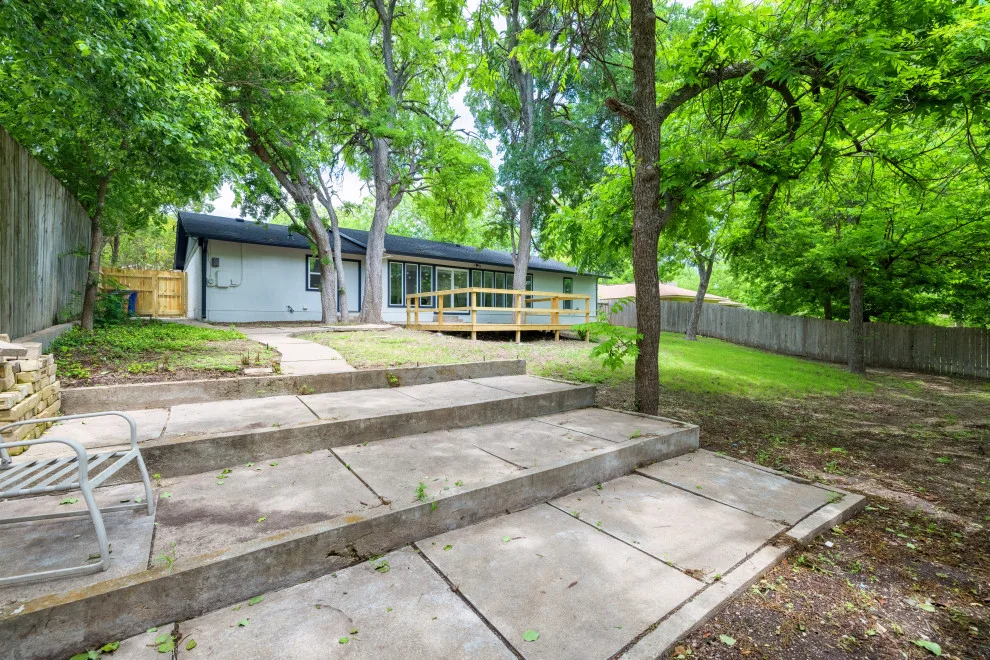 Austin Complete Home Renovation by TRS Build - Photo 31