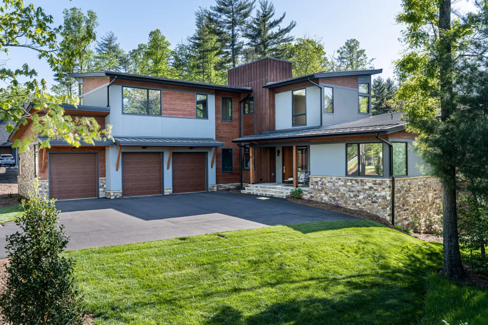 Contemporary Living at The Ramble by Living Stone Design + Build - Photo 11
