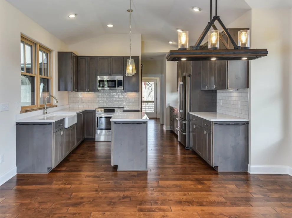 Contemporary Farmhouse by WSM Craft - Photo 2