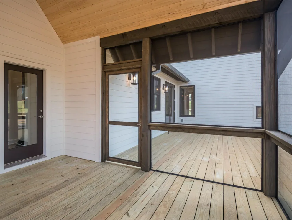 Contemporary Farmhouse by WSM Craft - Photo 3