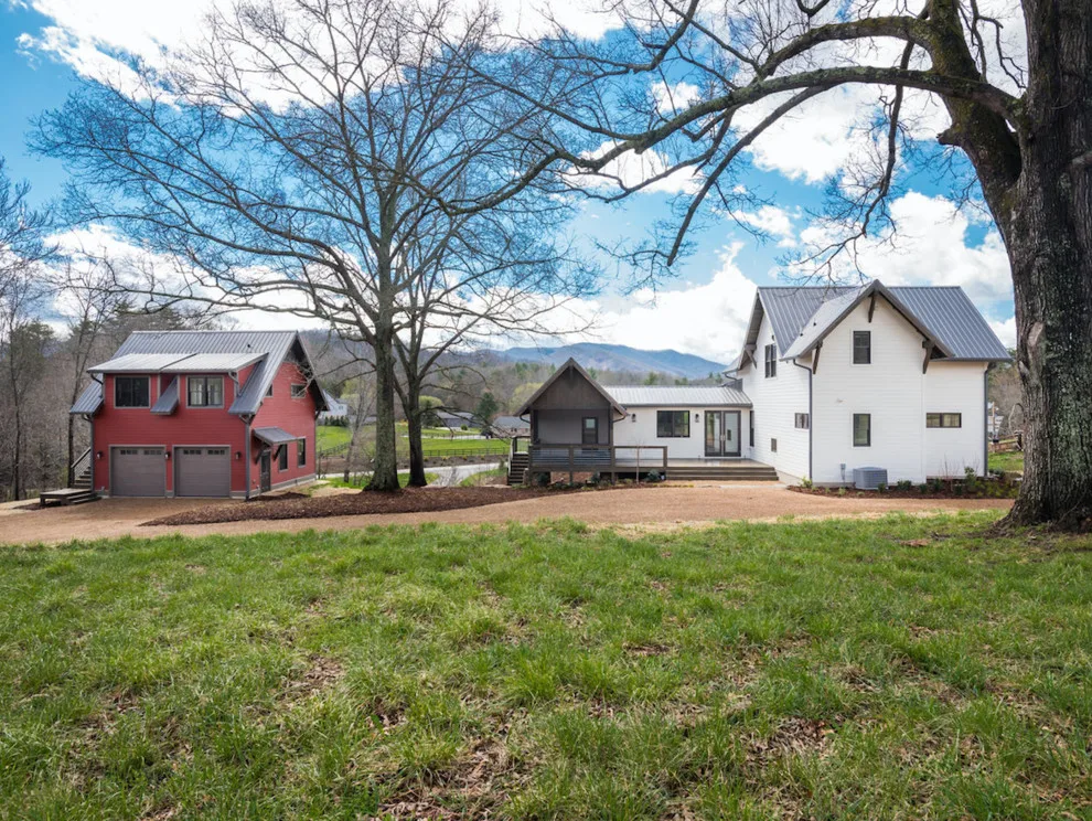 Contemporary Farmhouse by WSM Craft - Photo 29