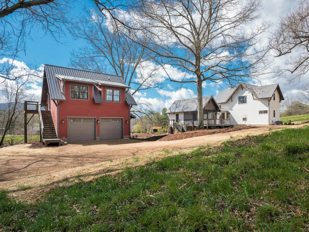 Contemporary Farmhouse by WSM Craft - Photo 27