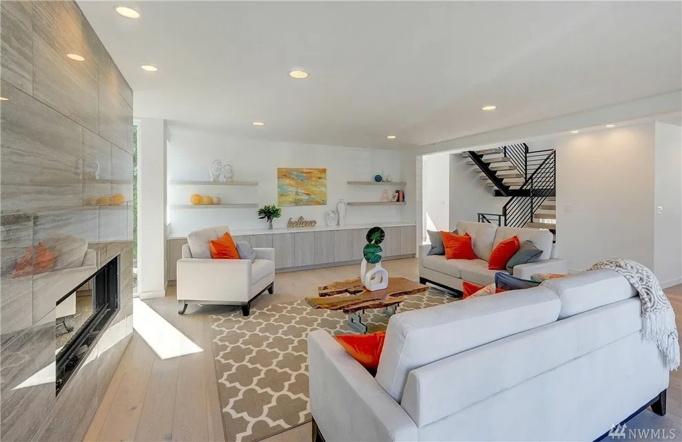 Lounge Area by United Signature Tacoma - Photo 7