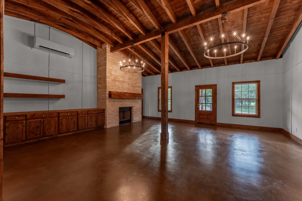 Blazer Residential Inc - Photo 3