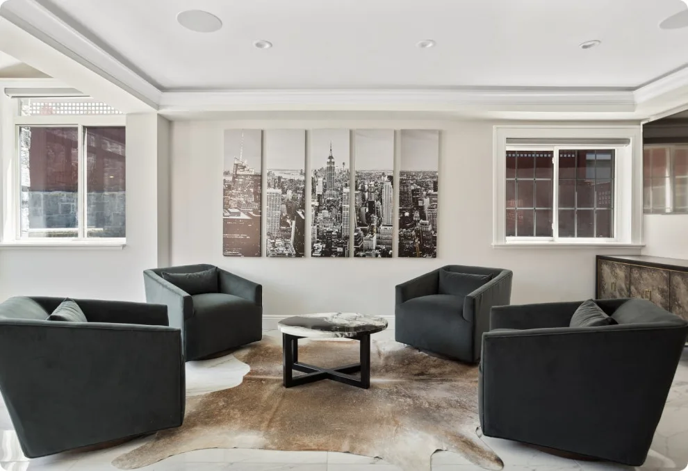 Long Island City Home by Essential NY - Photo 3